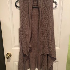 Sleeveless Cardigan